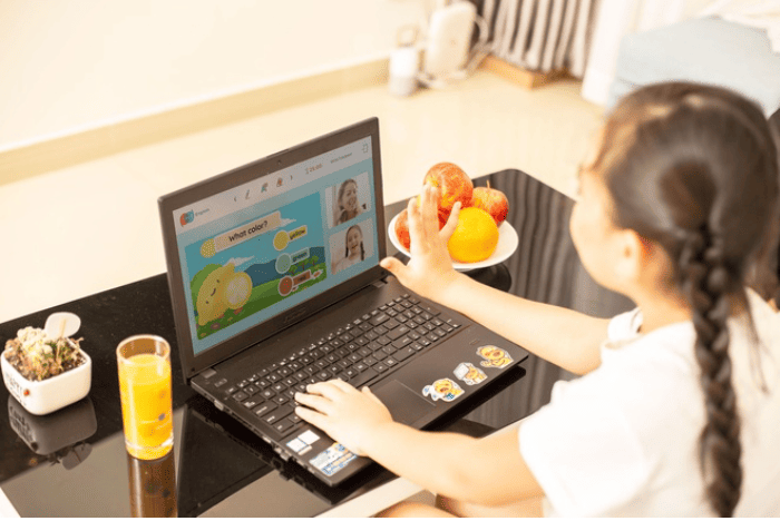 Top 5 Laptop học tiếng Anh cho bé dưới 10 triệu đáng mua nhất 2024