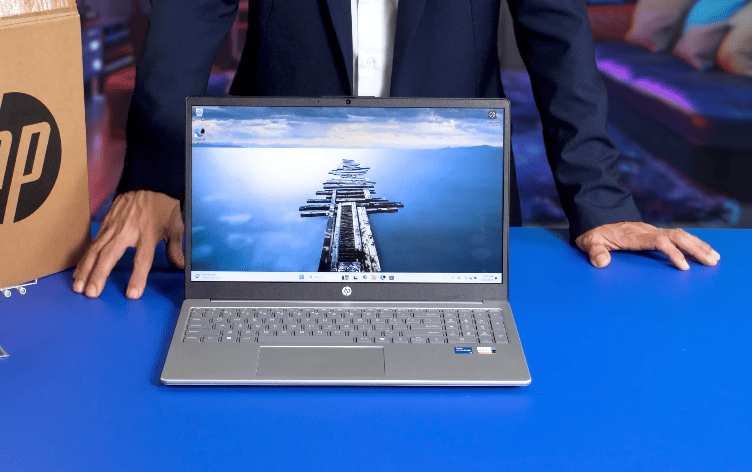 Đánh giá Laptop HP 15-FR0660TU: Laptop giá tốt Cho Dân Kế Toán & Văn Phòng